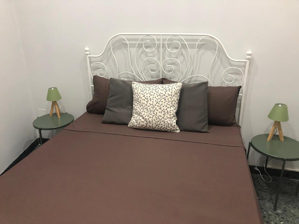 B&B Meliora Rooms อาโวลา ภายนอก รูปภาพ