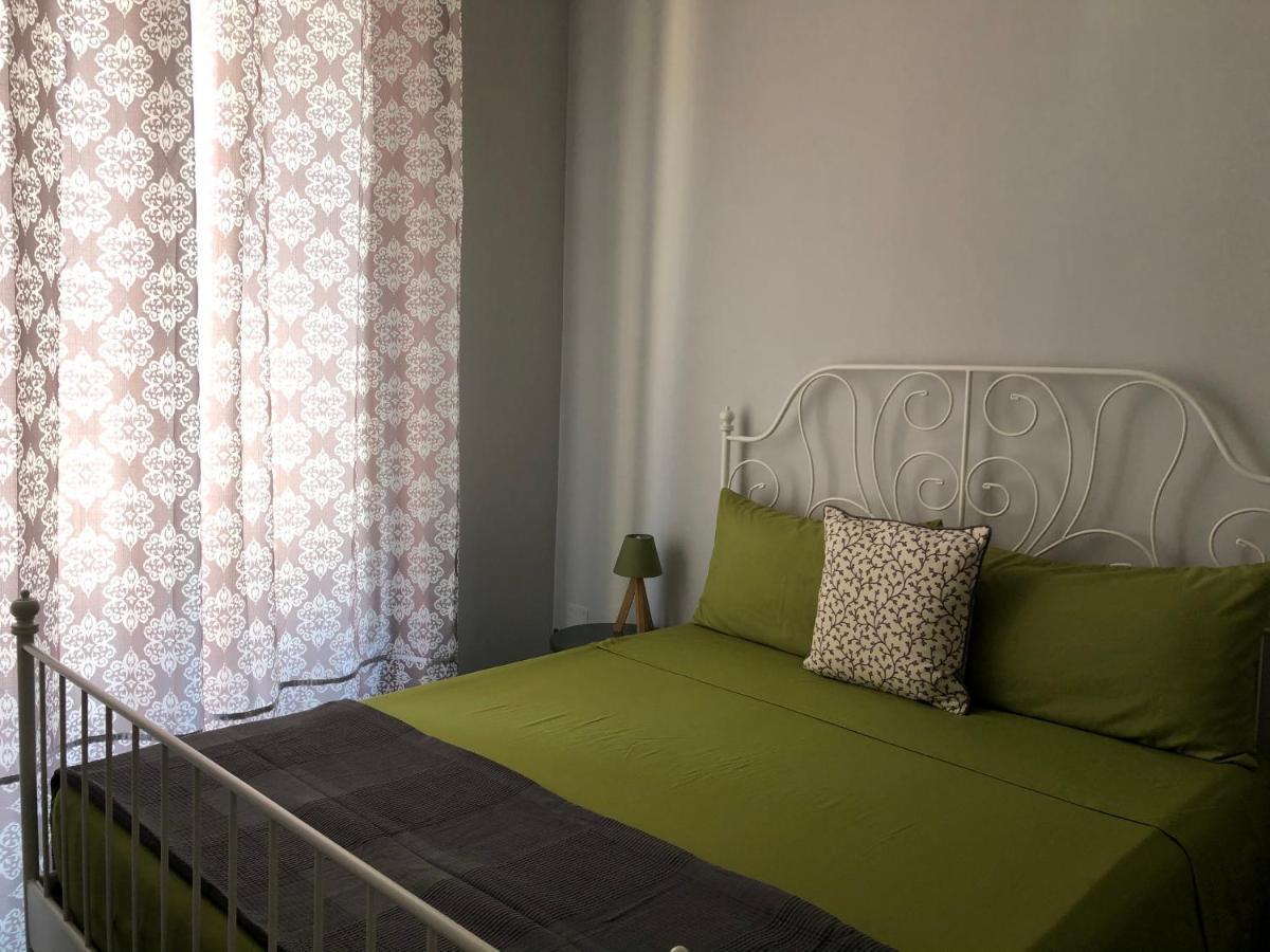 B&B Meliora Rooms อาโวลา ภายนอก รูปภาพ