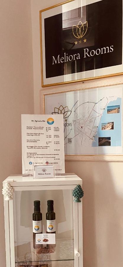 B&B Meliora Rooms อาโวลา ภายนอก รูปภาพ